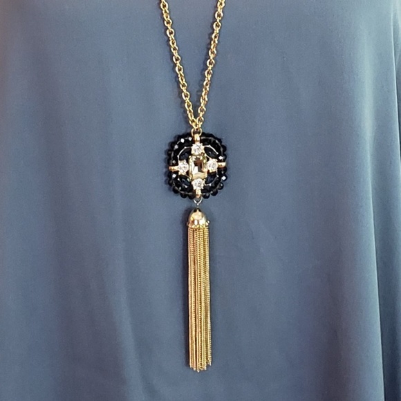 Glam Girl Fashion Jewelry - NWT LONG 22" Gold Tone Pendant Necklace w/Tassel